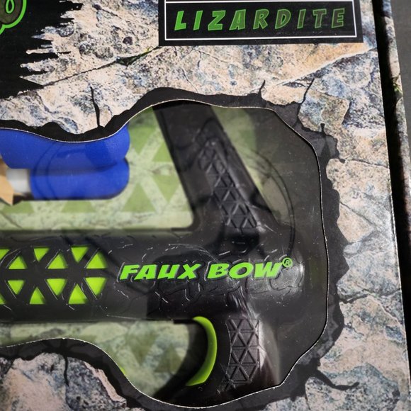 Faux Bow 4.0 Lizardite, Marky Starky The Feel of Real Archery Toy Ages 8 Plus - Picture 6 of 10